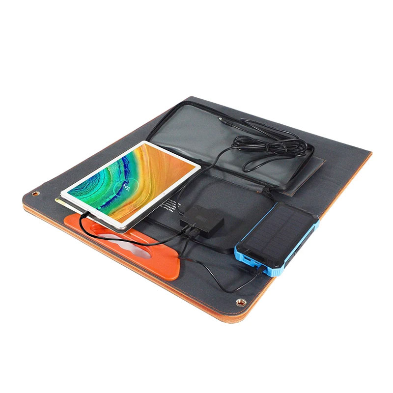 Πώς ένας φορητός φορτιστής 100 W επαναπροσδιορίζει την παροχή ισχύος υψηλής ταχύτητας εν κινήσει;